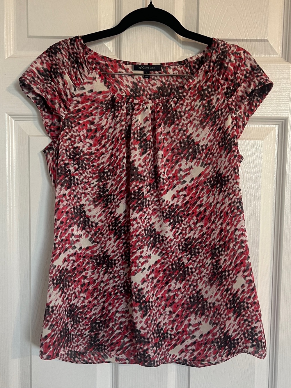 AK Anne Klein Abstract Pleated Career Blouse Small Office Chic Business Casual